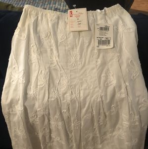 Basler white summer skirt